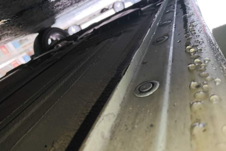 Used Nissan Lannia 2016 1.6L CVT Smart Cool Edition Right Side Sill