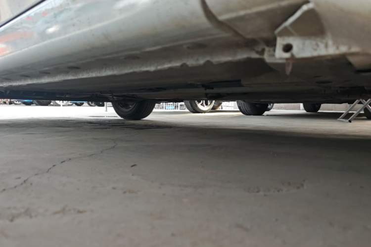 Used Nissan Lannia 2016 1.6L CVT Cool Edition Right Side Sill