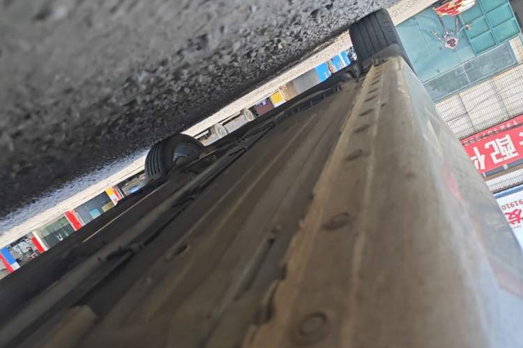 Used Nissan Lannia 2016 1.6L CVT Smart Cool Edition Right Side Sill