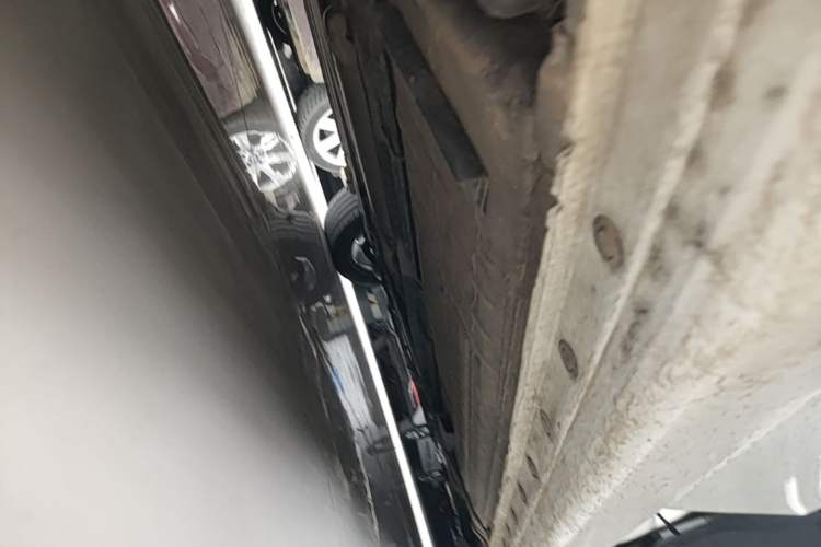 Used Nissan Lannia 2016 1.6L CVT Smart Cool Edition Right Side Sill