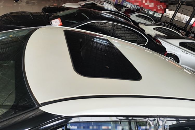 Used Nissan Lannia 2016 1.6L Manual Cool Edition Roof
