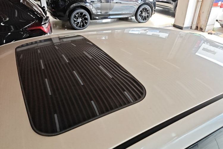 Used Nissan Lannia 2016 1.6L CVT Smart Cool Edition Roof