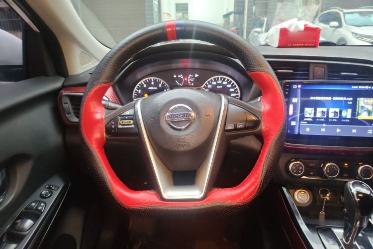 Used Nissan Lannia 2016 1.6L CVT Smart Cool Edition Steering Wheel