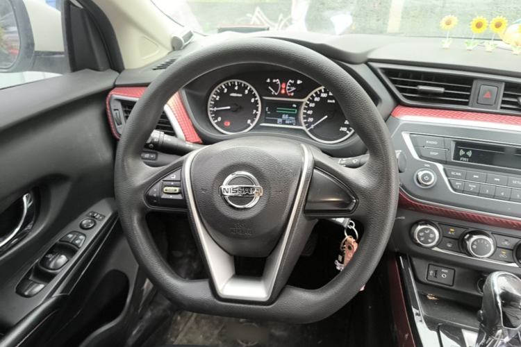 Used Nissan Lannia 2016 1.6L CVT Cool Edition Steering Wheel