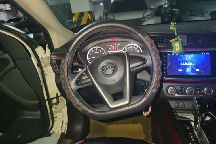 Used Nissan Lannia 2016 1.6L CVT Cool Edition Steering Wheel