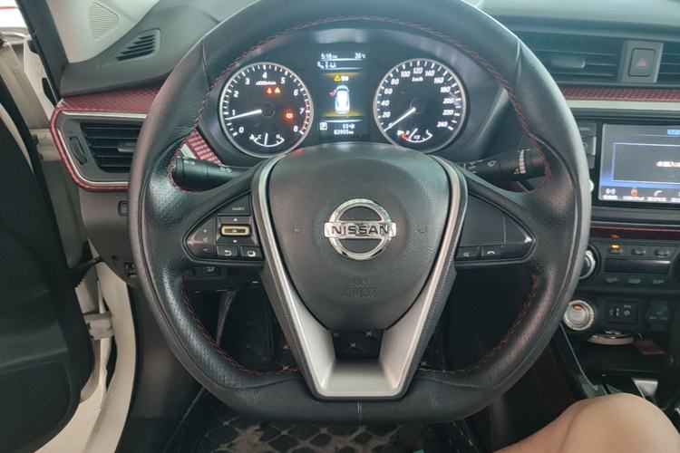 Used Nissan Lannia 2016 1.6L CVT High-Energy Version Steering Wheel
