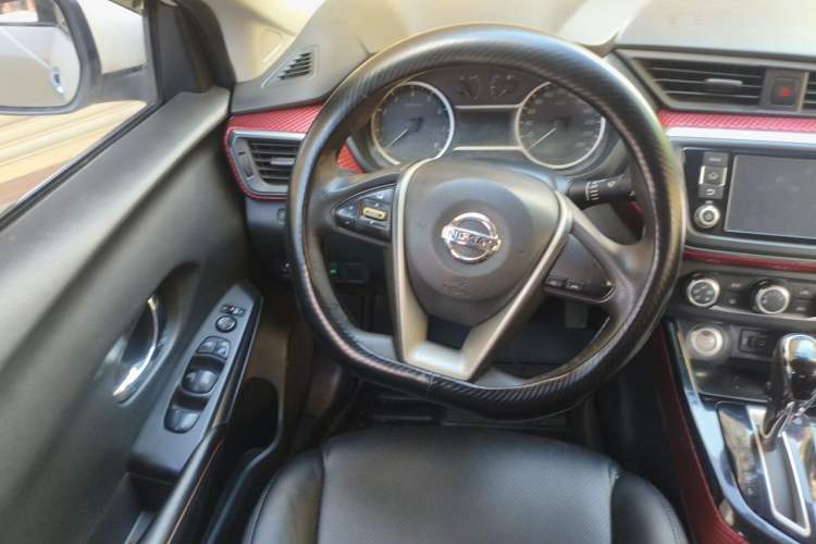 Used Nissan Lannia 2016 1.6L CVT Smart Cool Edition Steering Wheel