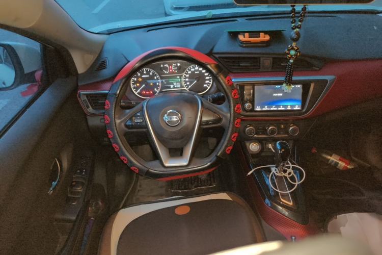 Used Nissan Lannia 2016 1.6L CVT Smart Cool Edition Steering Wheel
