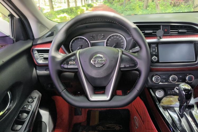 Used Nissan Lannia 2016 1.6L CVT Smart Cool Edition Steering Wheel