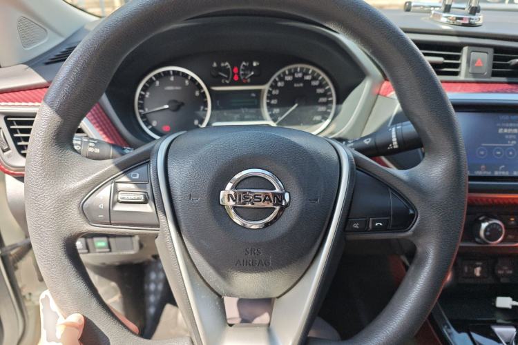 Used Nissan Lannia 2016 1.6L CVT Smart Cool Edition Steering Wheel