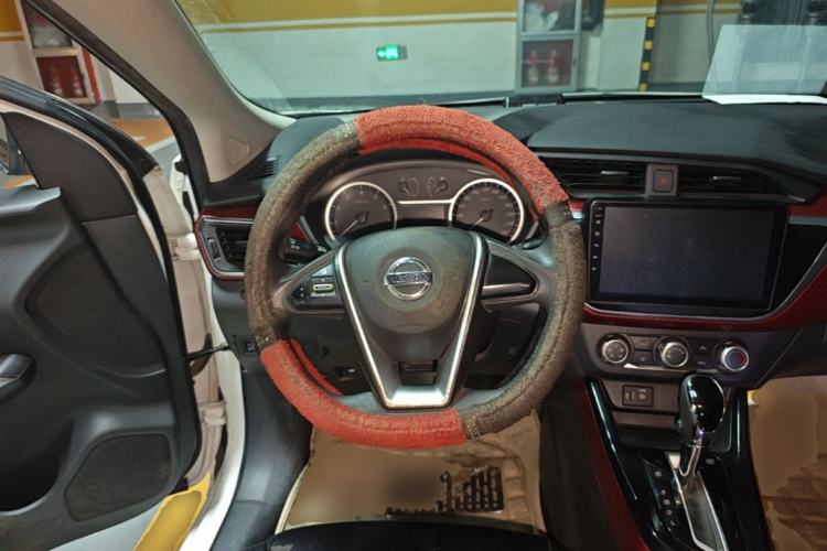 Used Nissan Lannia 2016 1.6L CVT Cool Edition Steering Wheel