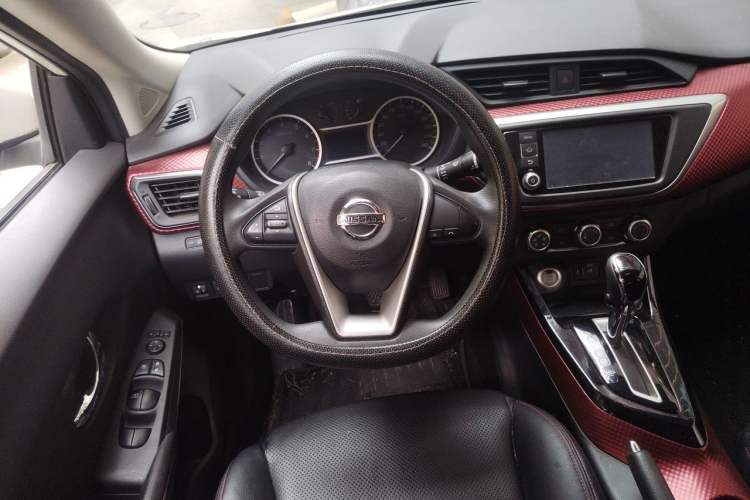 Used Nissan Lannia 2016 1.6L CVT Smart Cool Edition Steering Wheel