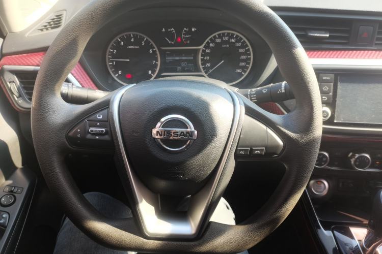 Used Nissan Lannia 2016 1.6L CVT Smart Cool Edition Steering Wheel