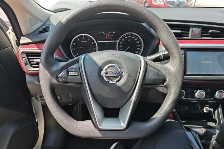 Used Nissan Lannia 2016 1.6L Manual Cool Edition Steering Wheel