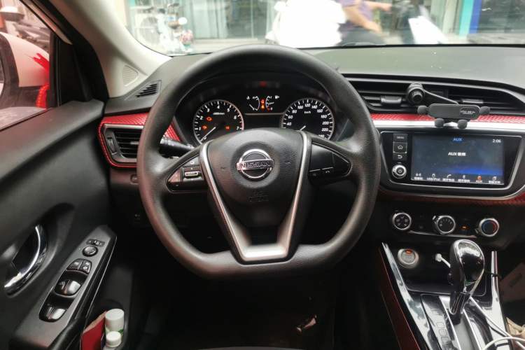 Used Nissan Lannia 2016 1.6L CVT Smart Cool Edition Steering Wheel