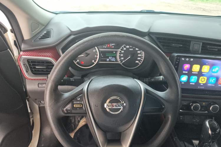 Used Nissan Lannia 2016 1.6L CVT Cool Edition Steering Wheel