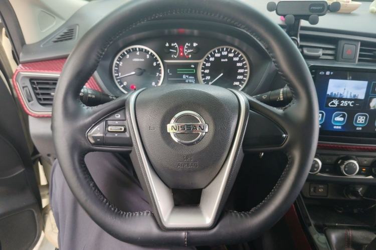 Used Nissan Lannia 2016 1.6L Manual Cool Edition Steering Wheel