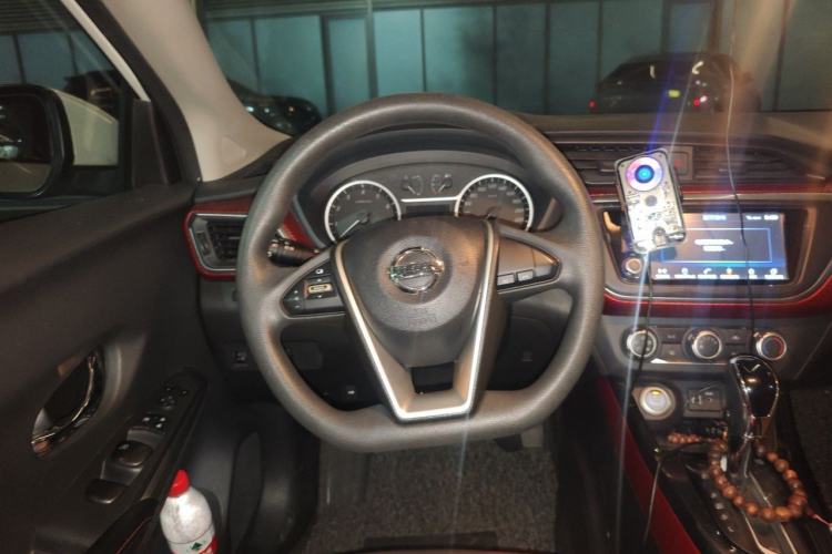 Used Nissan Lannia 2016 1.6L CVT Smart Cool Edition Steering Wheel