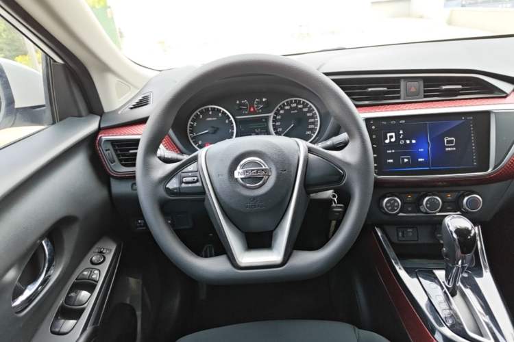 Used Nissan Lannia 2016 1.6L CVT Cool Edition Steering Wheel