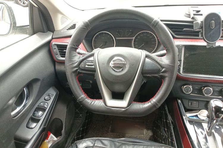Used Nissan Lannia 2016 1.6L CVT Cool Edition Steering Wheel