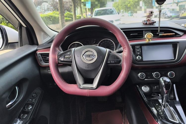 Used Nissan Lannia 2016 1.6L CVT Smart Cool Edition Steering Wheel