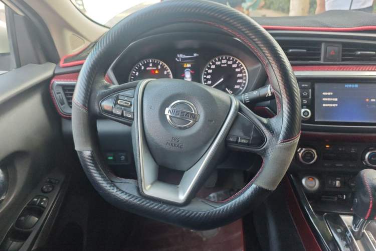 Used Nissan Lannia 2016 1.6L CVT High-Energy Version Steering Wheel