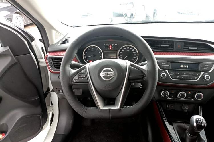 Used Nissan Lannia 2016 1.6L Manual Cool Edition Steering Wheel