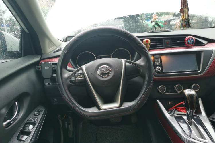 Used Nissan Lannia 2016 1.6L CVT Cool Edition Steering Wheel
