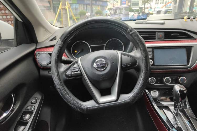 Used Nissan Lannia 2016 1.6L CVT Smart Cool Edition Steering Wheel