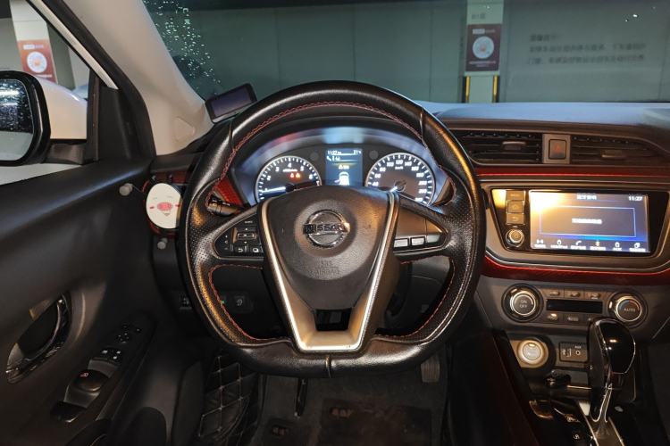 Used Nissan Lannia 2016 1.6L CVT High-Energy Version Steering Wheel