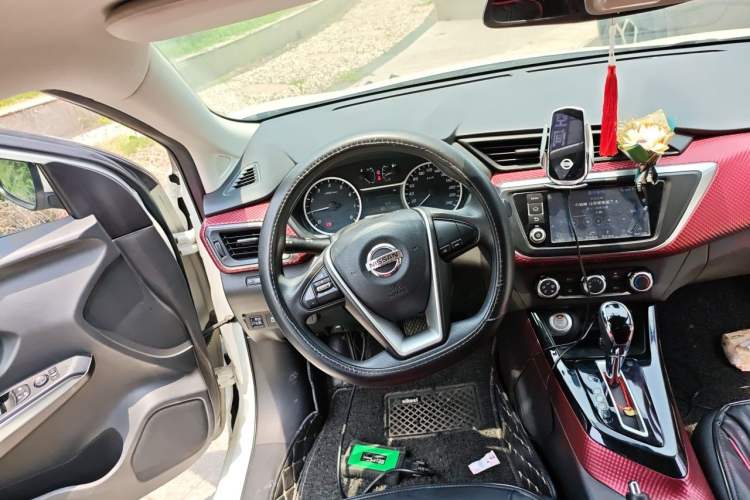 Used Nissan Lannia 2016 1.6L CVT Smart Cool Edition Steering Wheel