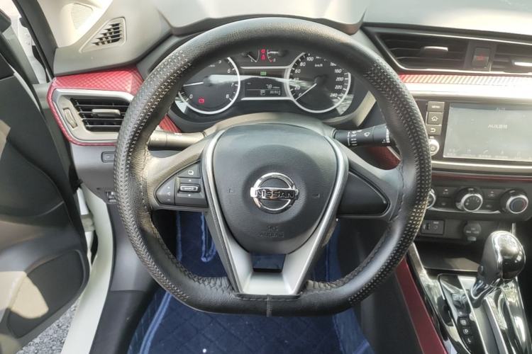 Used Nissan Lannia 2016 1.6L CVT Cool Edition Steering Wheel
