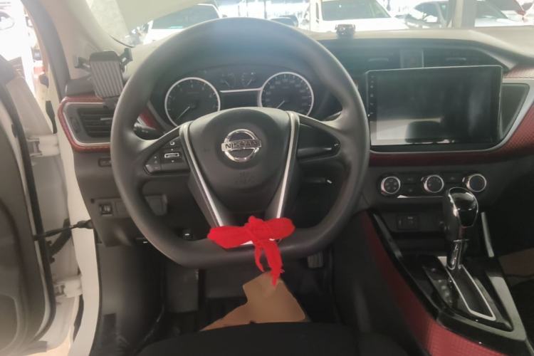 Used Nissan Lannia 2016 1.6L CVT Cool Edition Steering Wheel