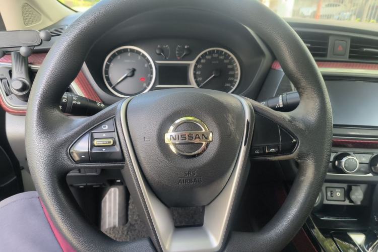 Used Nissan Lannia 2016 1.6L CVT Smart Cool Edition Steering Wheel