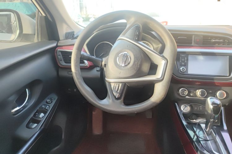 Used Nissan Lannia 2016 1.6L CVT Smart Cool Edition Steering Wheel