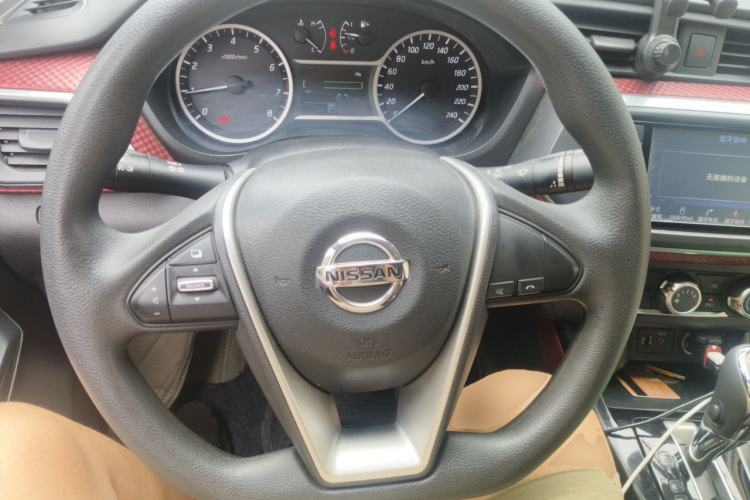 Used Nissan Lannia 2016 1.6L CVT Smart Cool Edition Steering Wheel