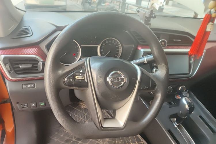 Used Nissan Lannia 2016 1.6L CVT Smart Cool Edition Steering Wheel