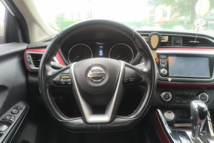 Used Nissan Lannia 2016 1.6L CVT High-Energy Version Steering Wheel