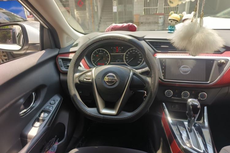 Used Nissan Lannia 2016 1.6L CVT Cool Edition Steering Wheel