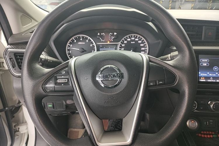 Used Nissan Lannia 2016 1.6L CVT Smart Cool Edition Steering Wheel