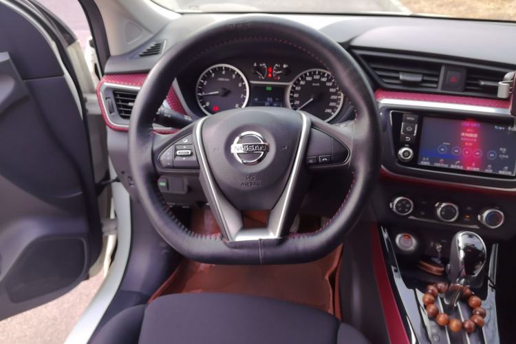 Used Nissan Lannia 2016 1.6L CVT Smart Cool Edition Steering Wheel