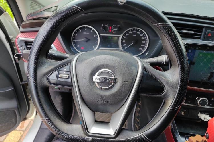 Used Nissan Lannia 2016 1.6L CVT Cool Edition Steering Wheel