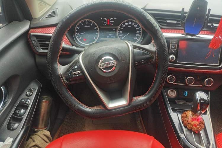Used Nissan Lannia 2016 1.6L CVT Smart Cool Edition Steering Wheel