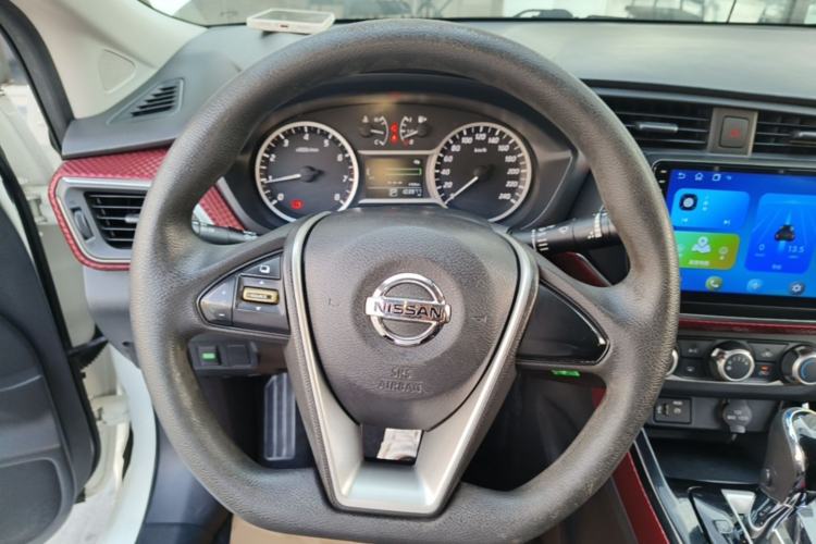 Used Nissan Lannia 2016 1.6L CVT Cool Edition Steering Wheel