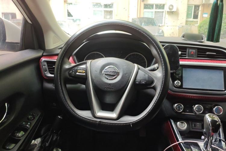 Used Nissan Lannia 2016 1.6L CVT Smart Cool Edition Steering Wheel