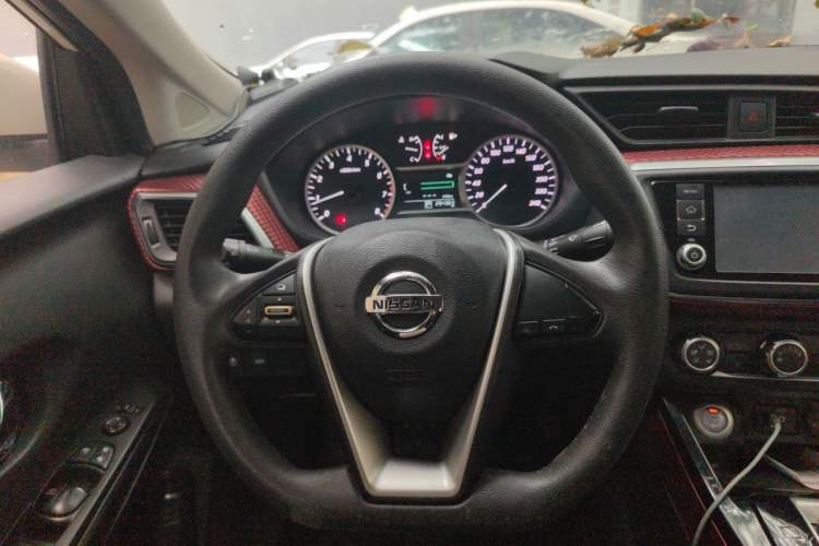 Used Nissan Lannia 2016 1.6L CVT Smart Cool Edition Steering Wheel