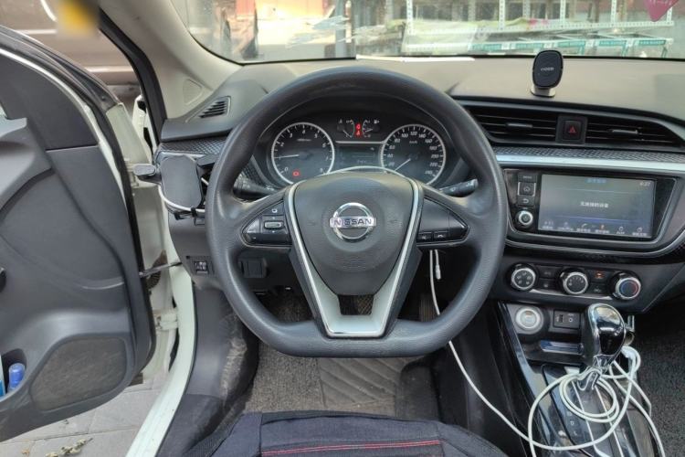 Used Nissan Lannia 2016 1.6L CVT Smart Cool Edition Steering Wheel