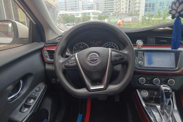 Used Nissan Lannia 2016 1.6L CVT Smart Cool Edition Steering Wheel