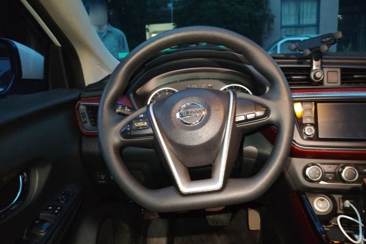 Used Nissan Lannia 2016 1.6L CVT Smart Cool Edition Steering Wheel