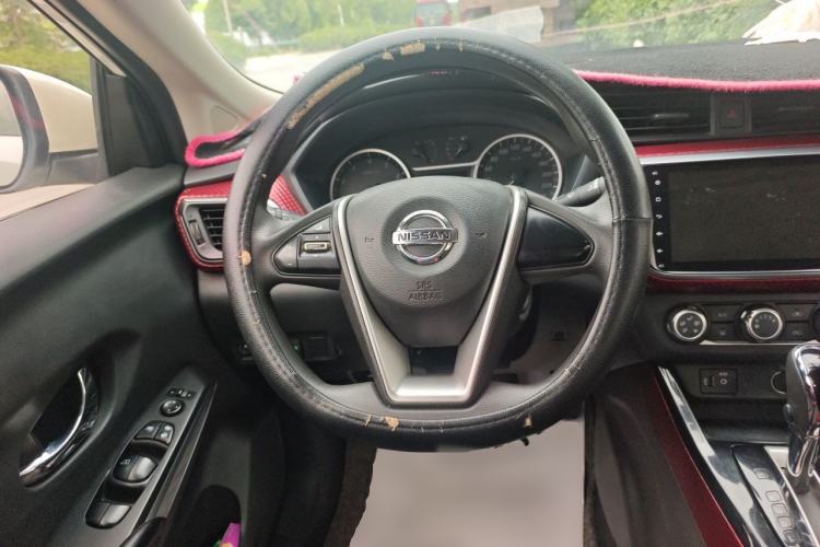 Used Nissan Lannia 2016 1.6L CVT Cool Edition Steering Wheel